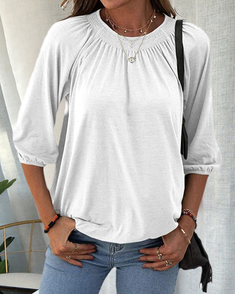 Clarinda - Elegant and versatile half-sleeve blouse