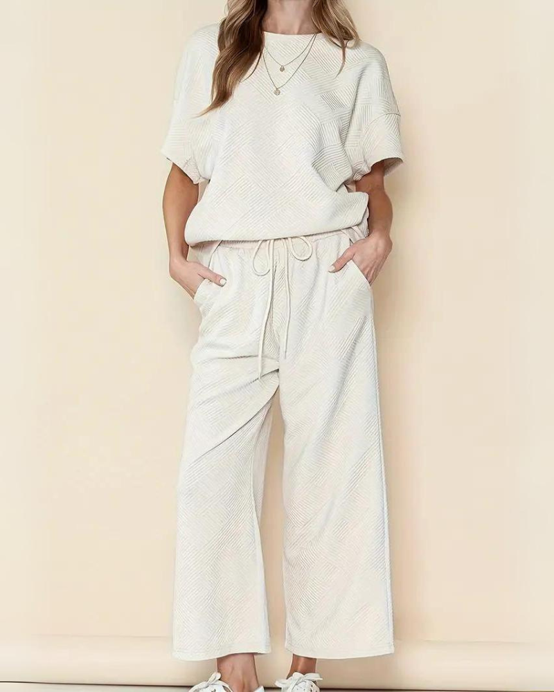 Tessie - Relaxed shirt and wide-leg trouser set
