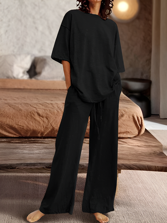 Jannessa - Casual set with oversized shirt and straight-leg trousers