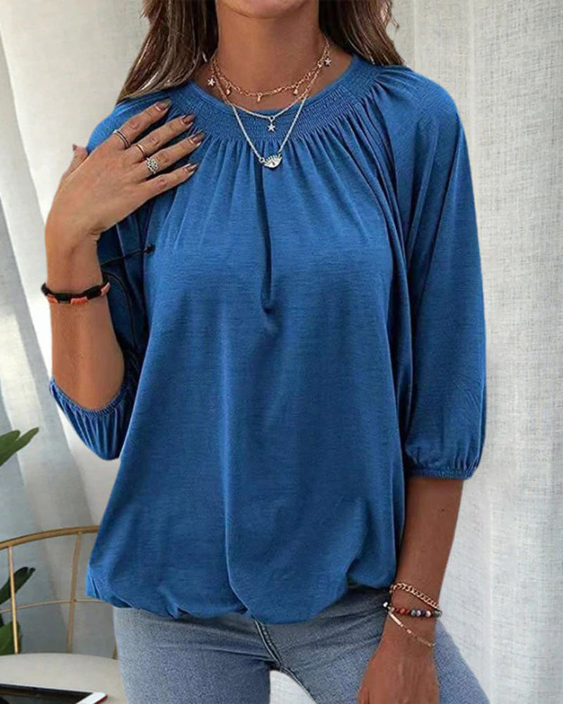 Clarinda - Elegant and versatile half-sleeve blouse