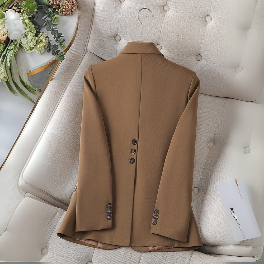 Elegant Women's Blazer for Work | Chic, Comfortable, Adaptable