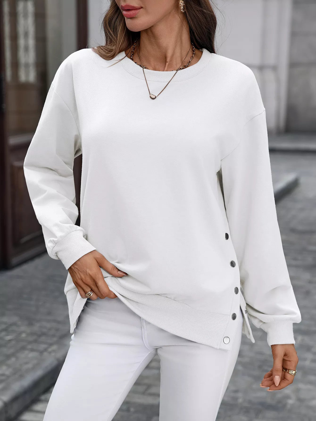 Zabina - Casual Loose Sweater with Side Buttons for Women