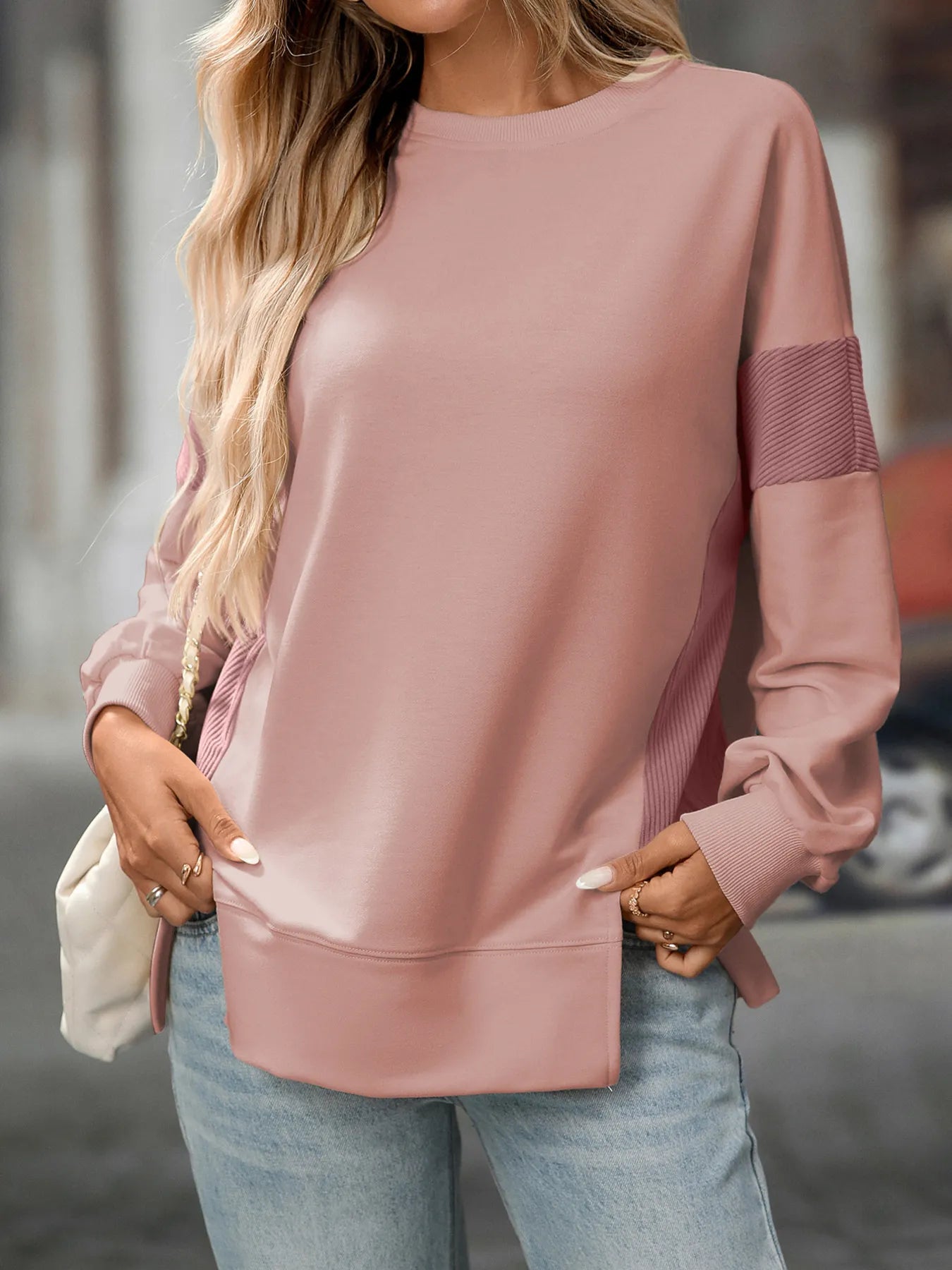 Ilona - Stylish oversized long-sleeve sweatshirt with crew neck