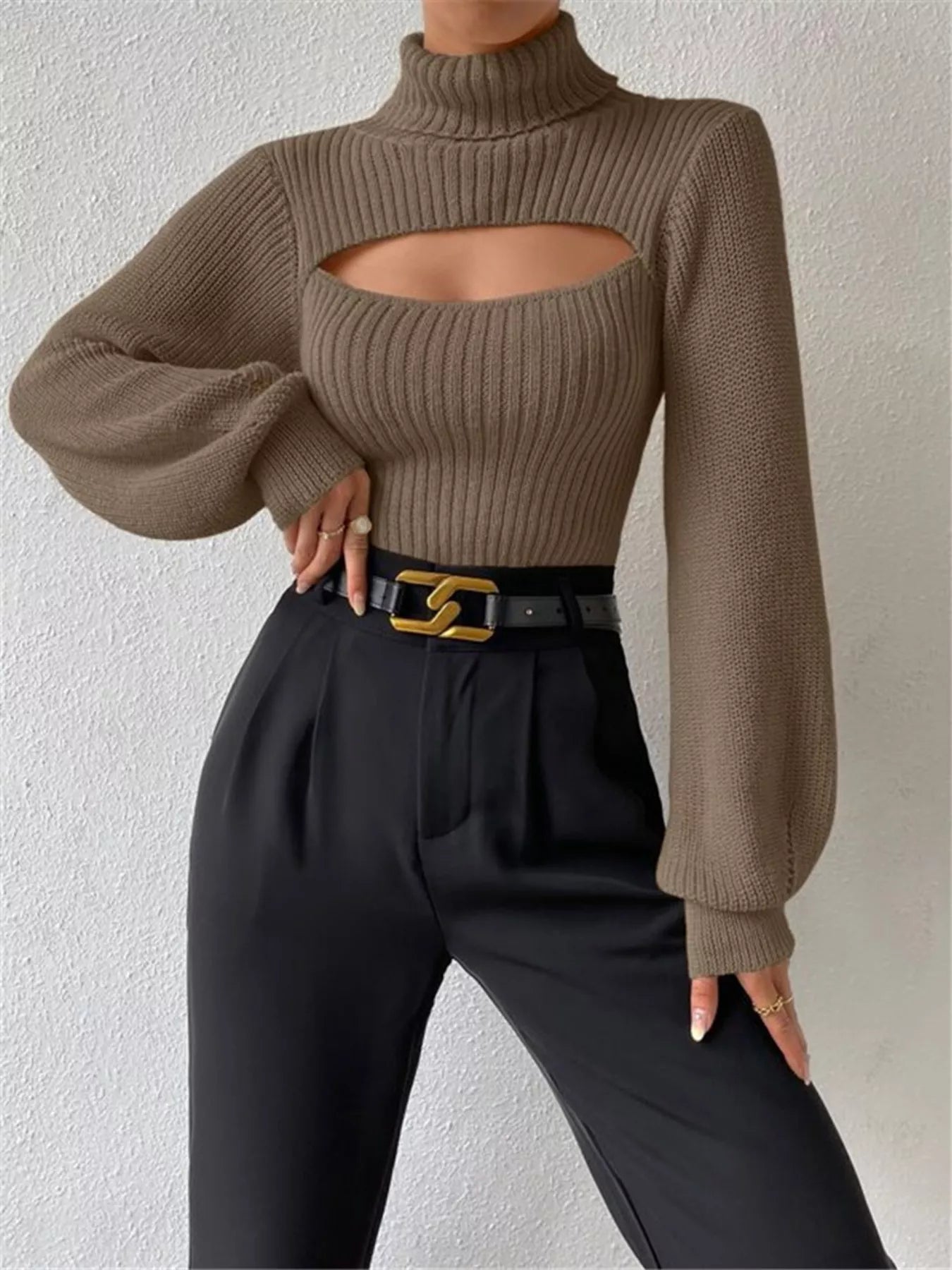 Mathilda - Comfortable High-Neck Sweater with Front Slit