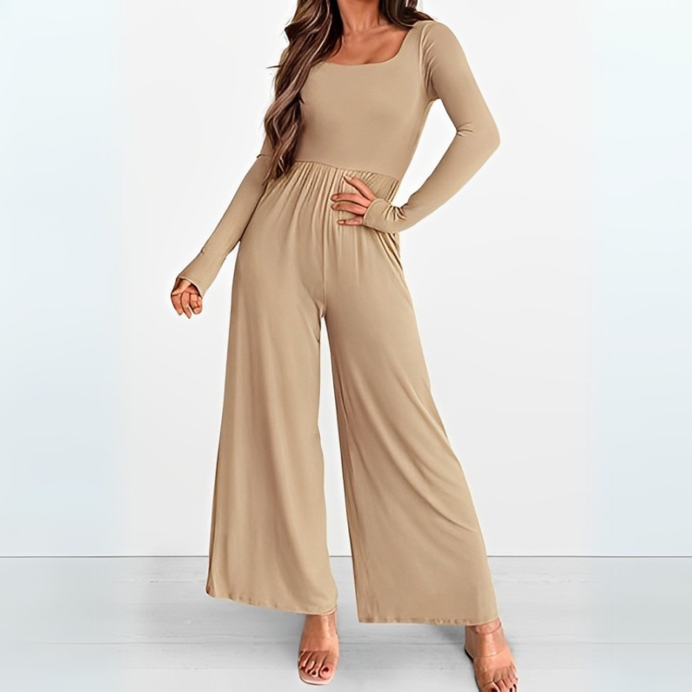 Chic Women's Playsuit for Weddings and Events | Elegant, Comfortable, Versatile