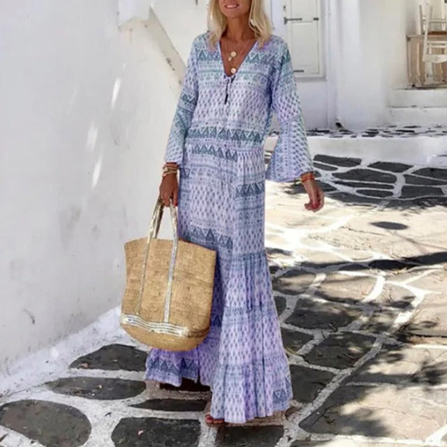 Lyndsey – Elegant vintage-inspired long sleeve maxi dress