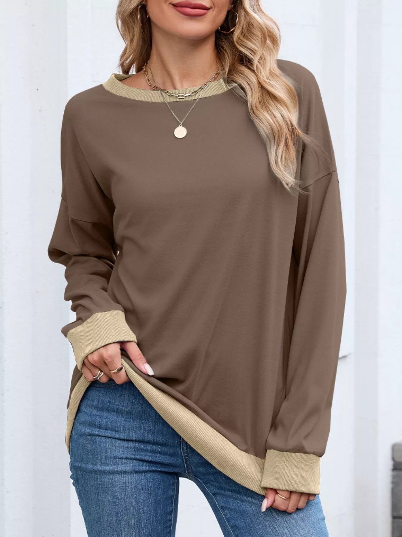 Danette - Casual Long-Sleeve Sweatshirt with Contrast Trim