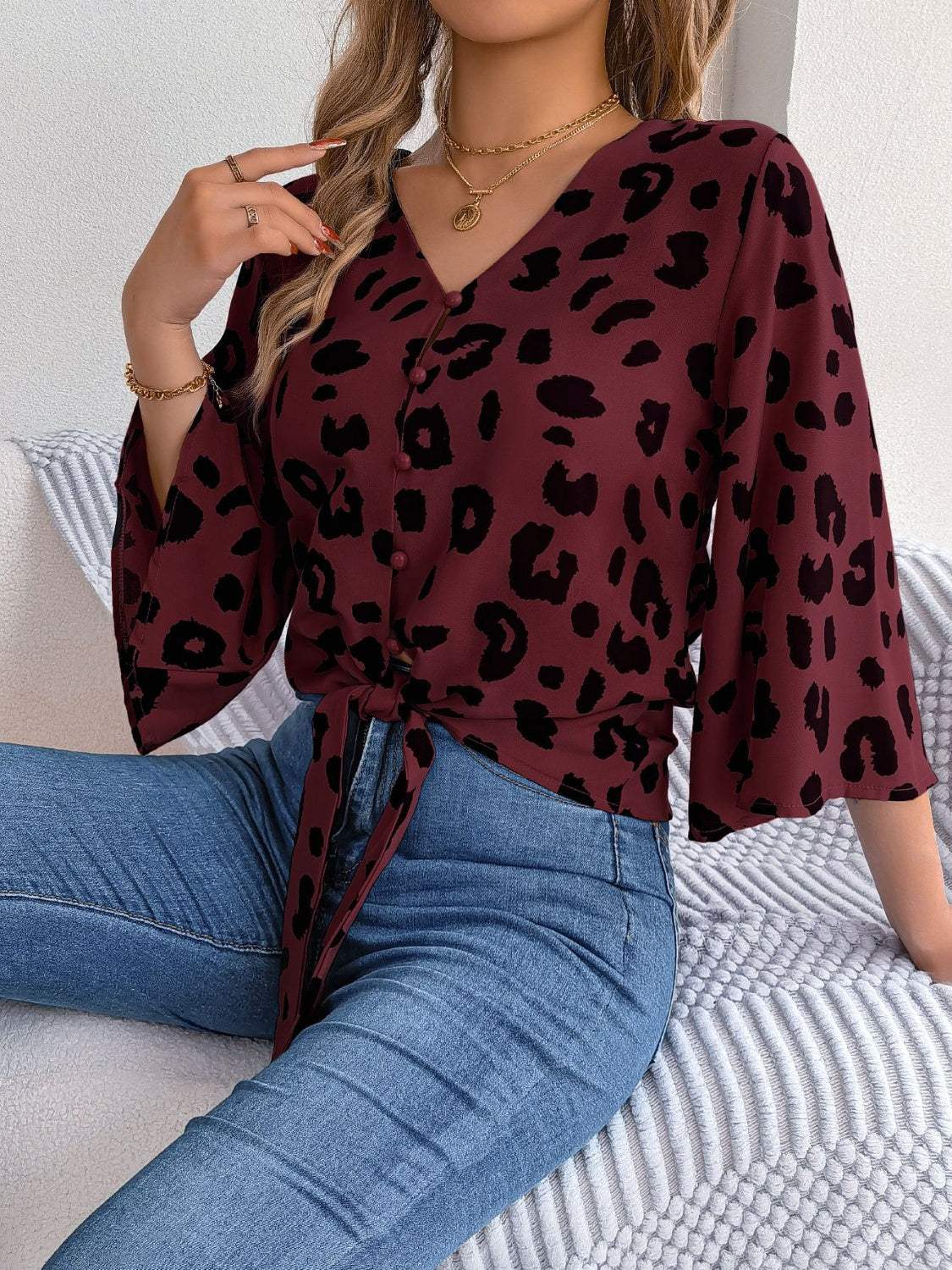 Suzan - Loose stylish leopard-print blouse