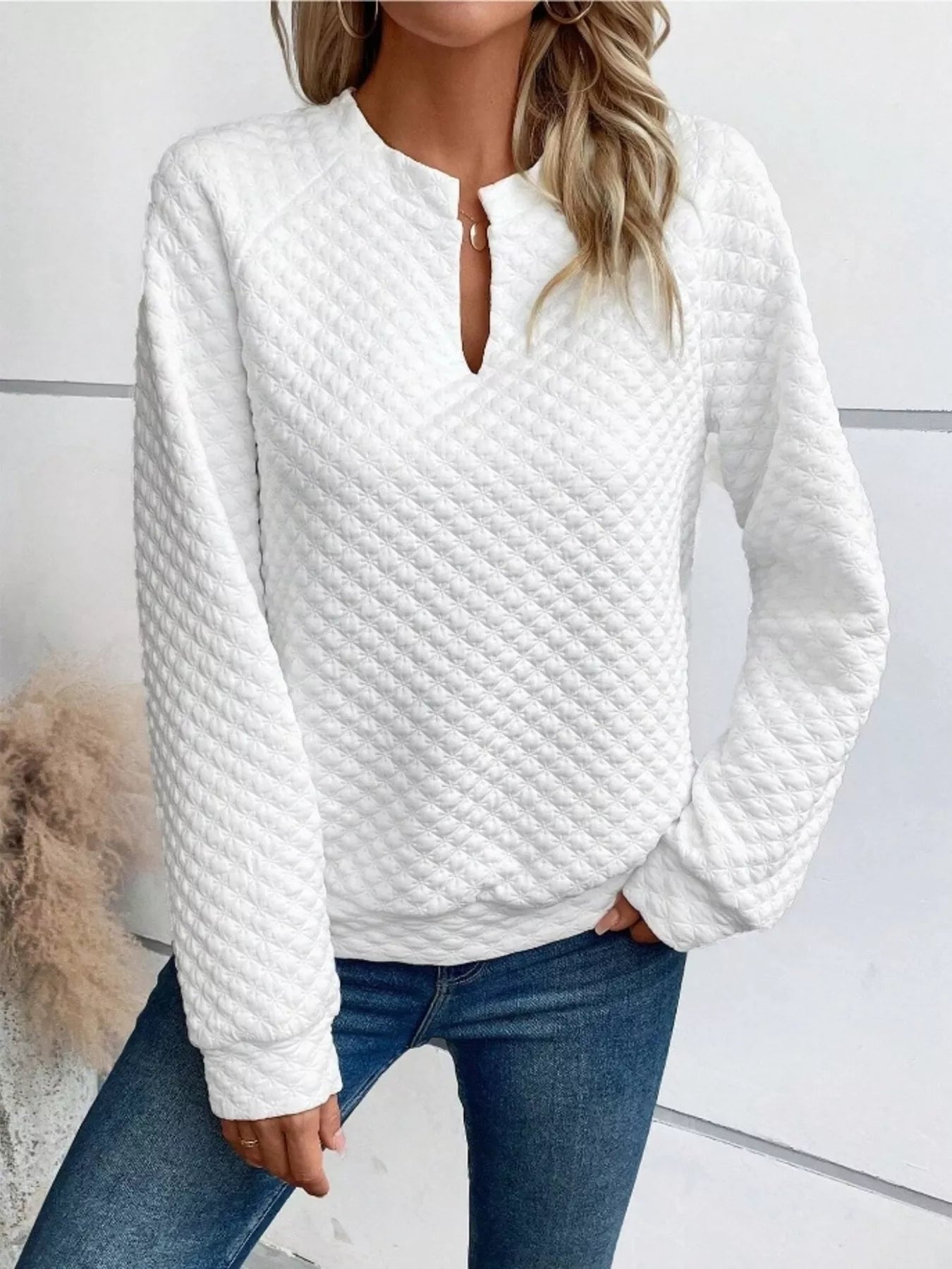 Adele - Elegant Warm V-Neck Jumper