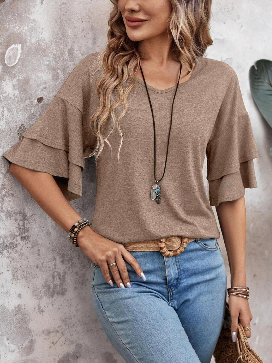 Zayira - Elegant half-sleeve blouse with layered ruffles