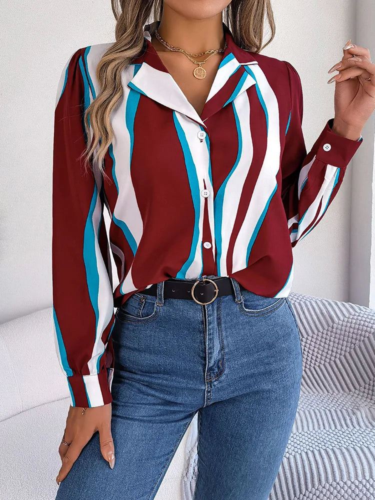 Quinivere - Elegant striped long-sleeve button-up blouse with wave pattern