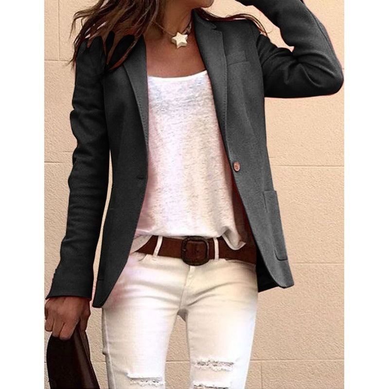 Tailored Women's Blazer with Elegant Button Detail | Chic & Versatile Fit