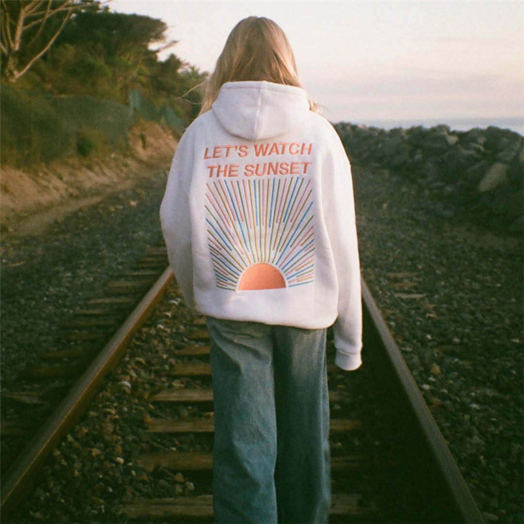 Chic Women's Hoodie | Warm, Stylish, and Everyday Essential