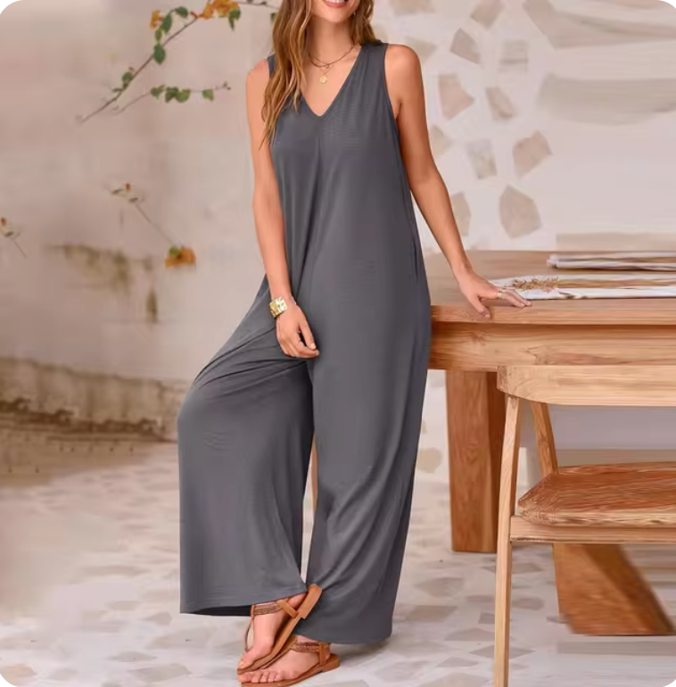 Quinella - Casual sleeveless wide-leg jumpsuit