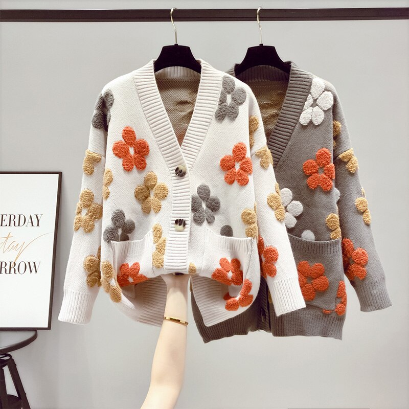 Women's Elegant Floral Knit Cardigan | Stylish, Comfortable, Adaptable