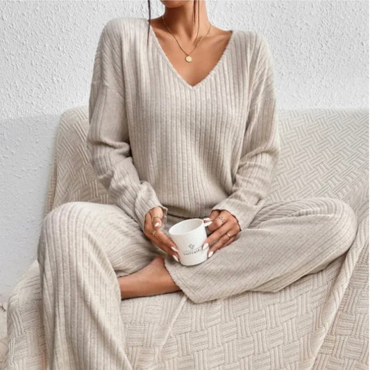 chic-twopiece-lounge-set-for-r-1-cep2xl