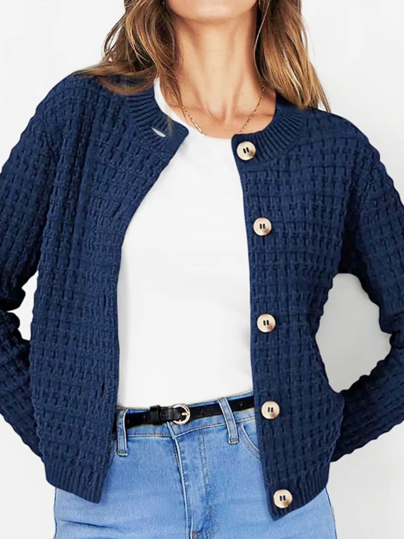 Wynnora - Elegant long-sleeve buttoned cardigan