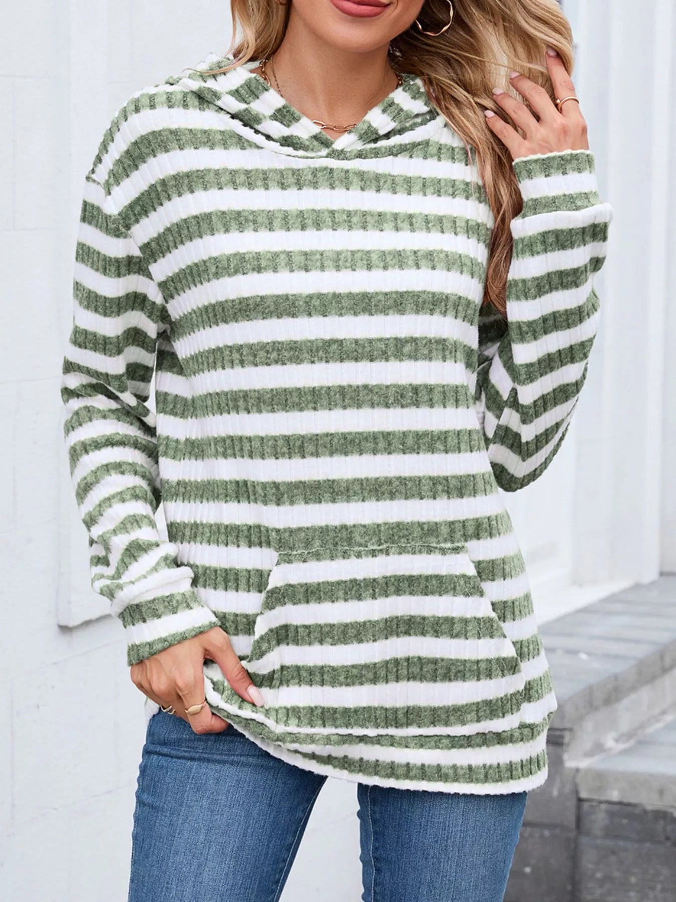 Yasmila - Elegant Warm Striped Hoodie for Women