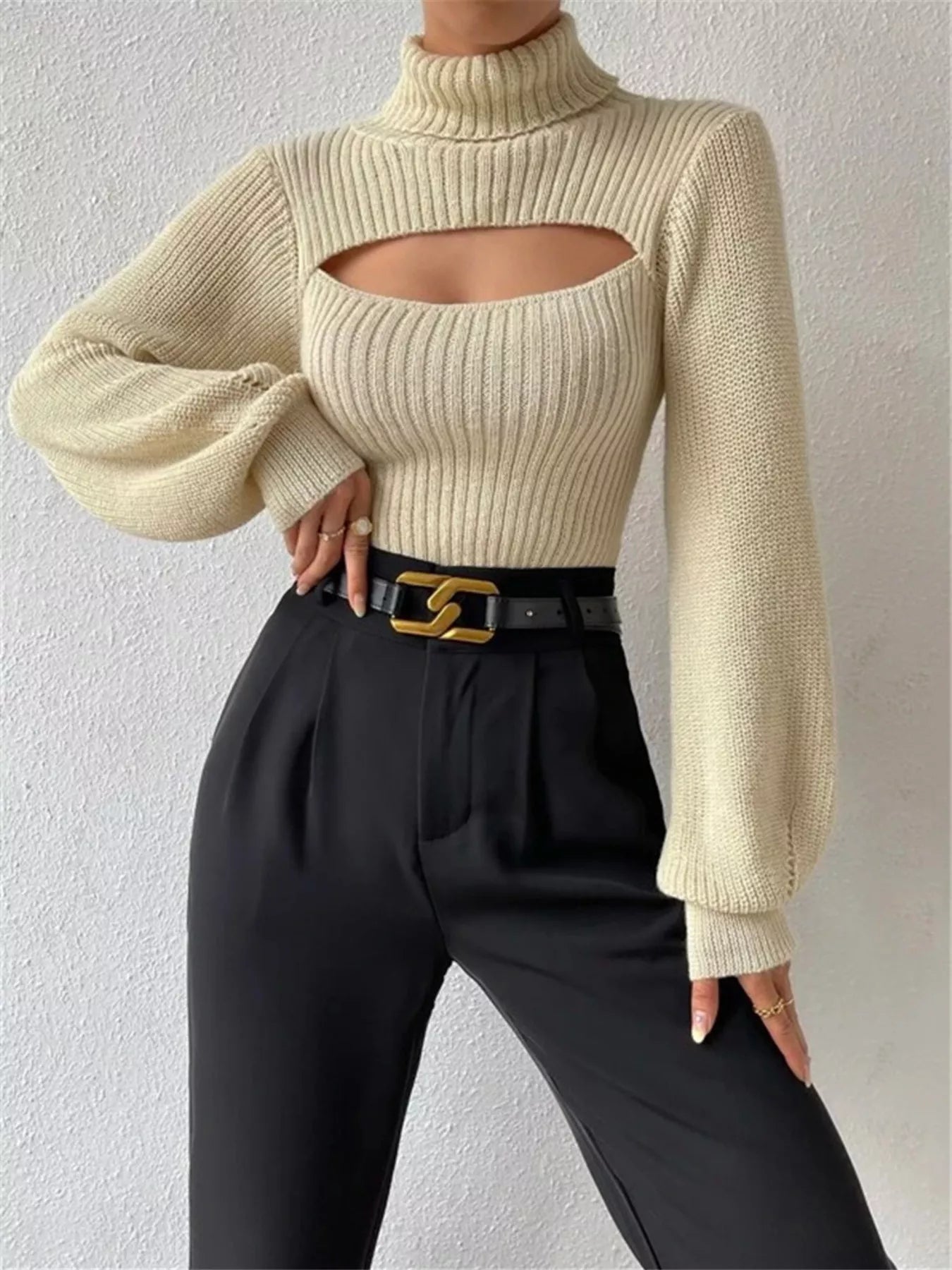 Mathilda - Comfortable High-Neck Sweater with Front Slit