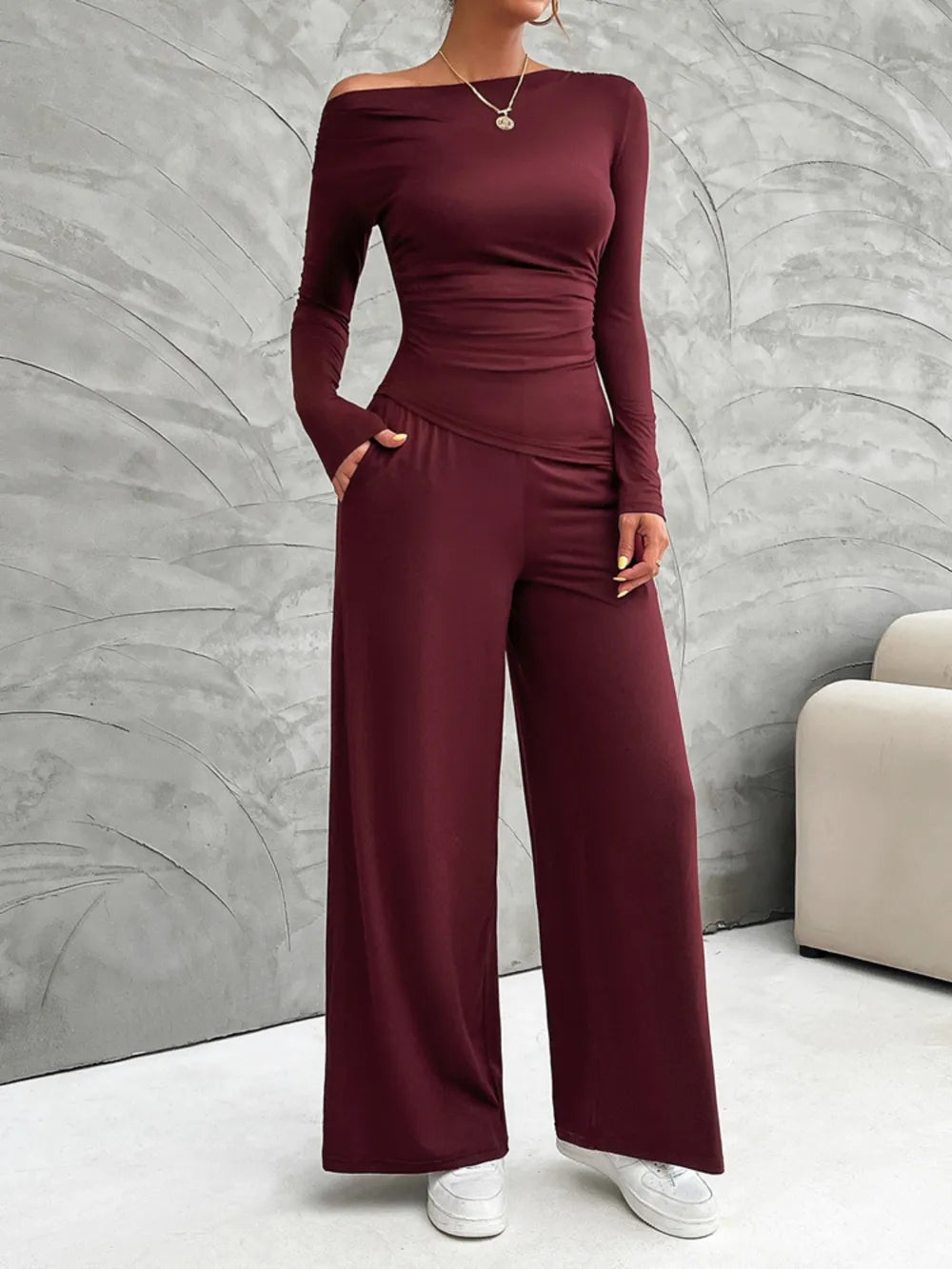 Mireya - Elegant long-sleeve fitted top and wide-leg trousers set
