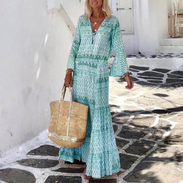 Lyndsey – Elegant vintage-inspired long sleeve maxi dress