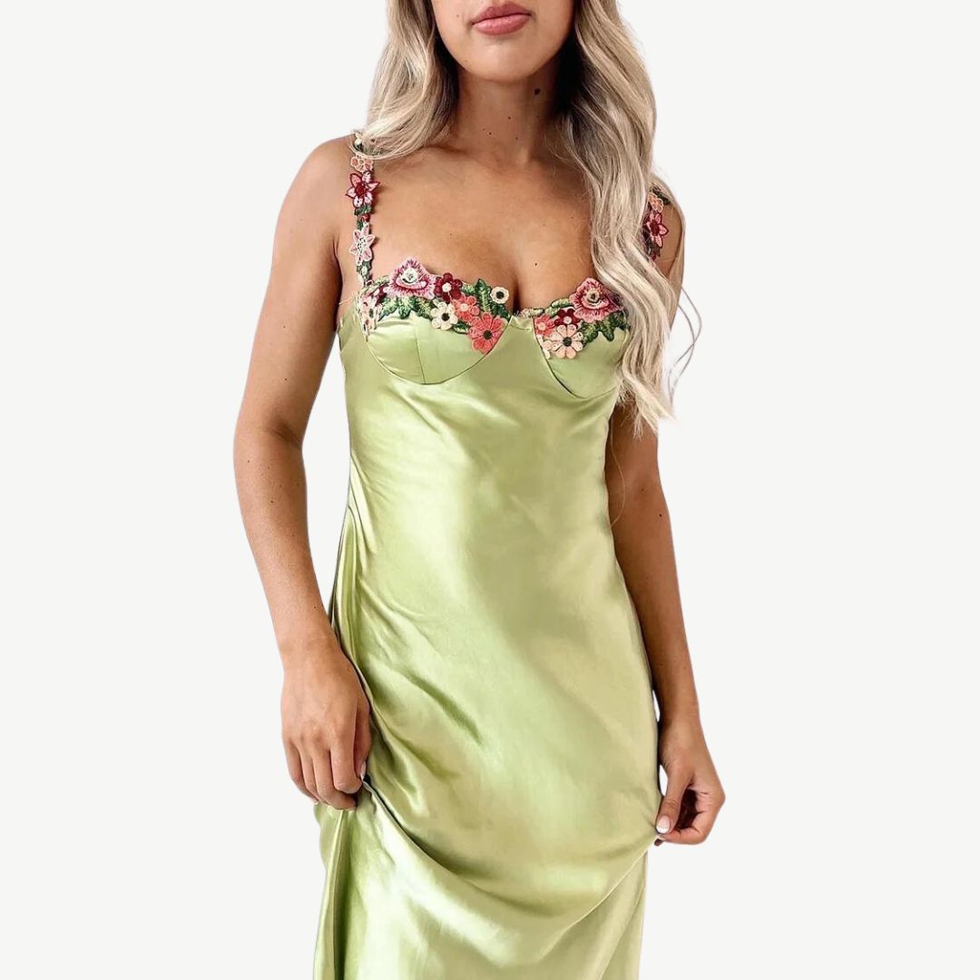 elegant-floral-embroidered-eve-11-gim39q