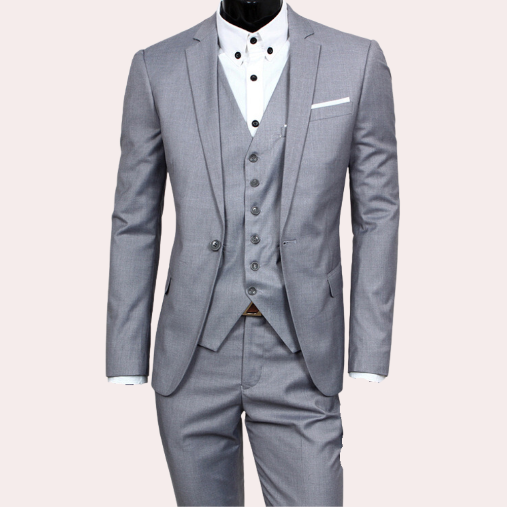 elegant-threepiece-suit-for-me-2-poggsy