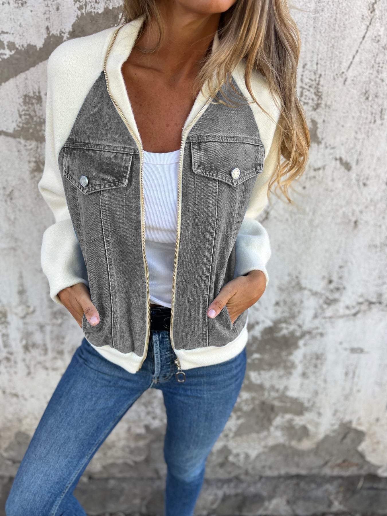 Zuzanna - Elegant zip-up denim jacket