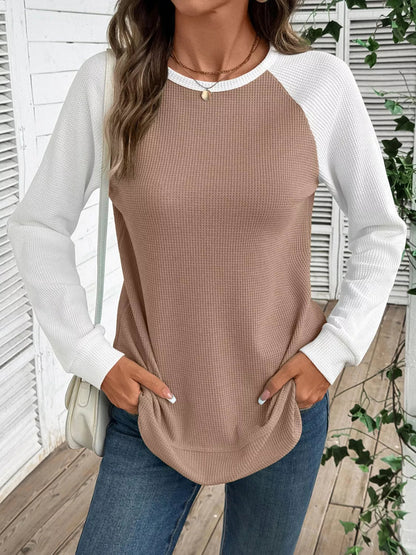 Freyja - Stylish waffle knit raglan sleeve sweatshirt