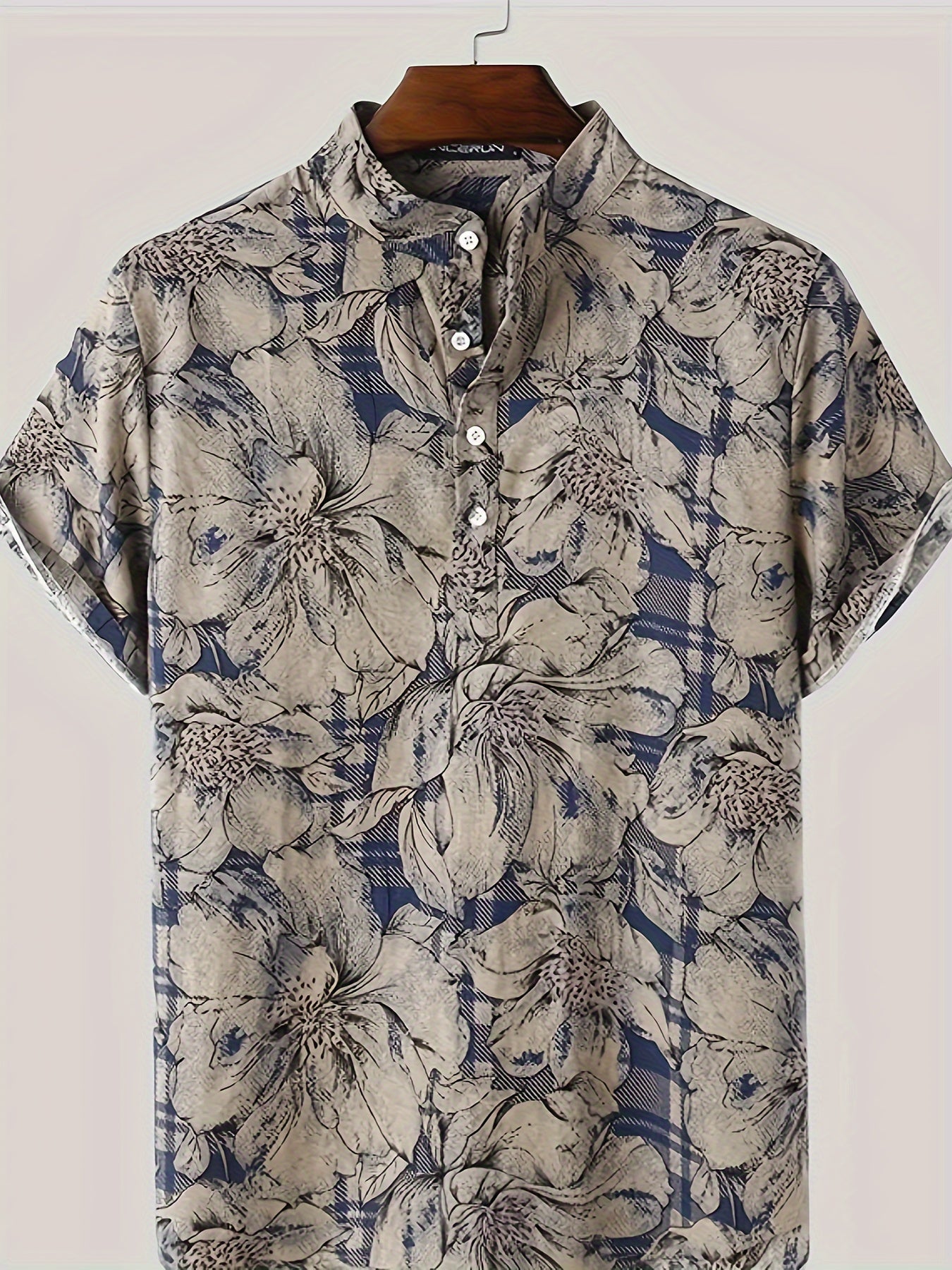 Cillian | Trendy Short-Sleeve Floral Shirt for Men | Cool, Stylish, Comfortable