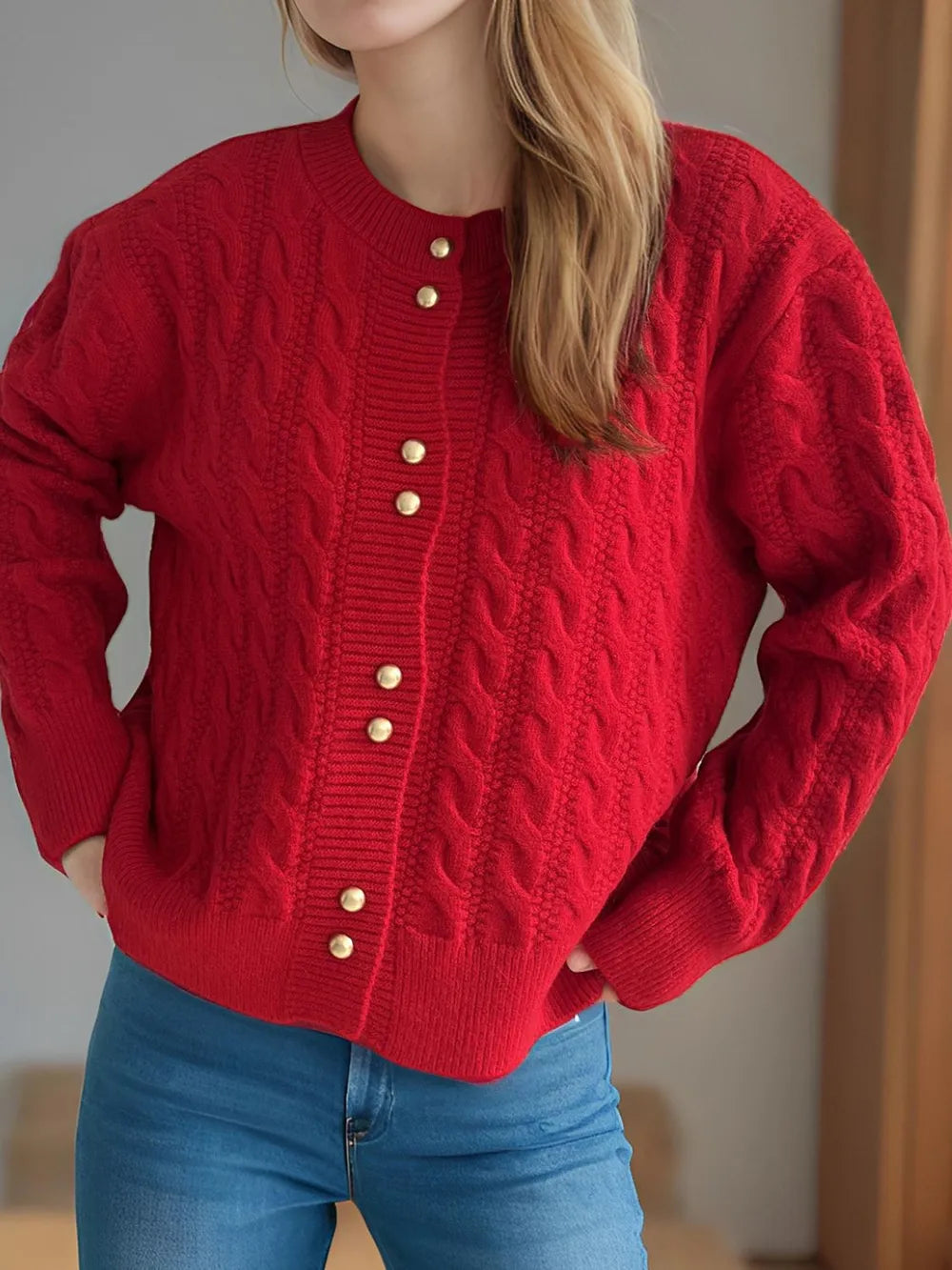 Natalya - Loose cable-knit round neck long sleeve cardigan