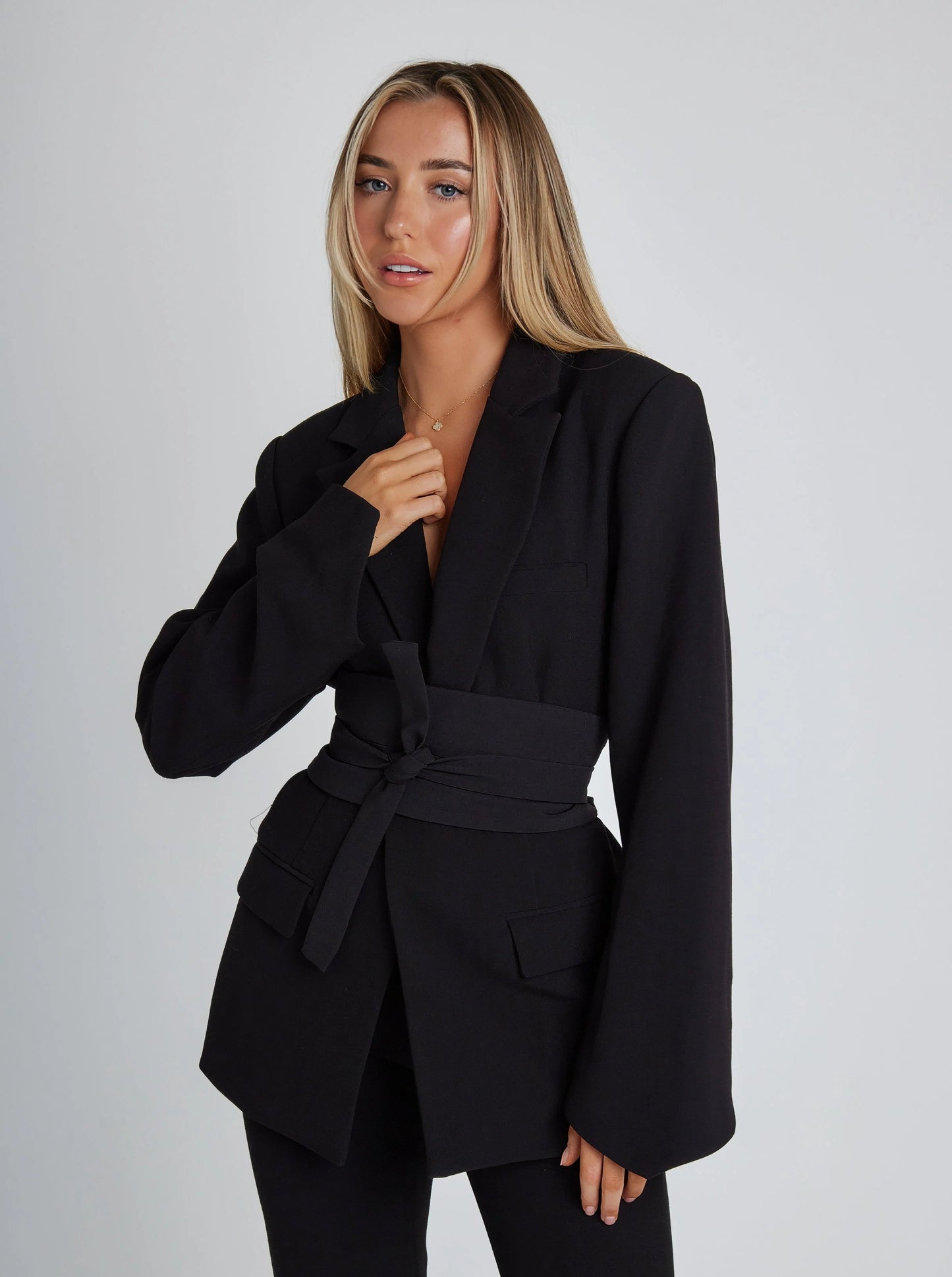 Aisling | Sophisticated Women's Fitted Blazer | Elegant, Versatile, Tailored Design