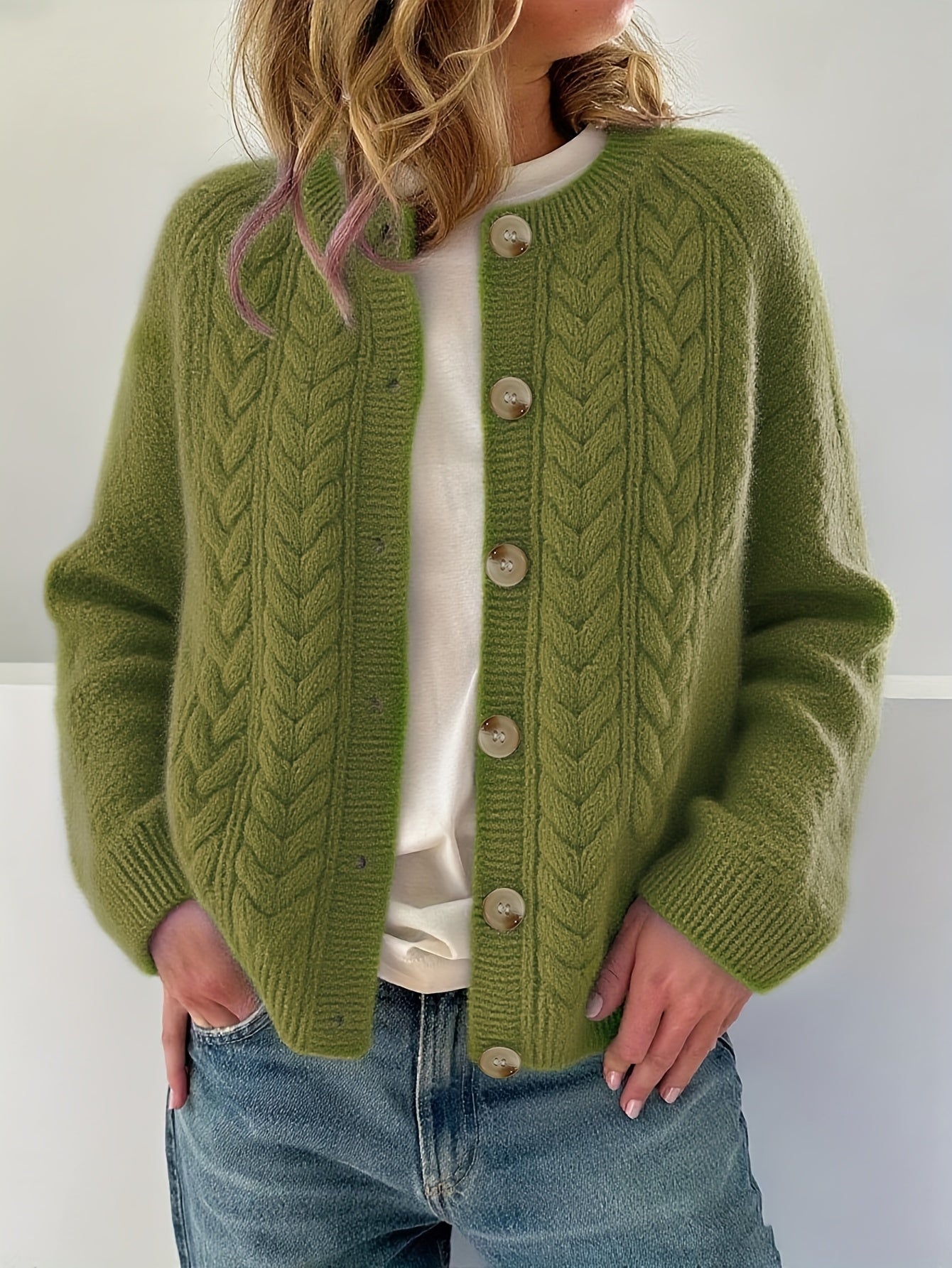 Marianne - Elegant Cable-Knit Cardigan