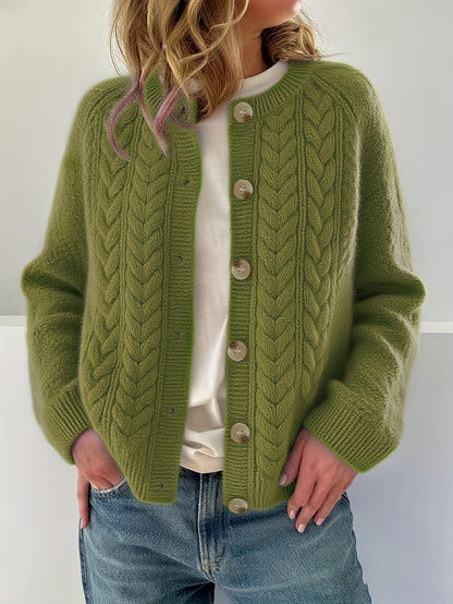 Marianne - Elegant Cable-Knit Cardigan