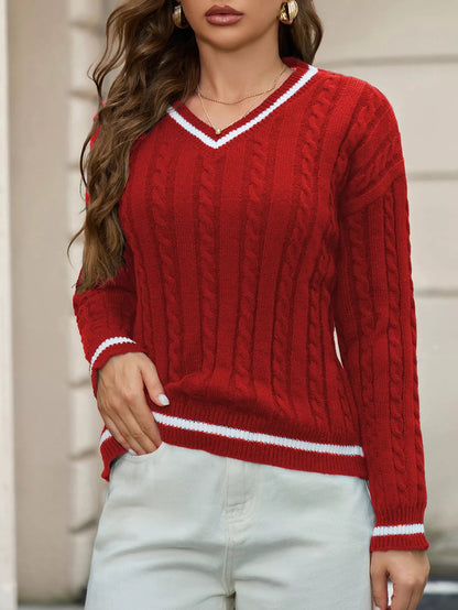 Gwenyth - Classic cable knit V-neck sweater