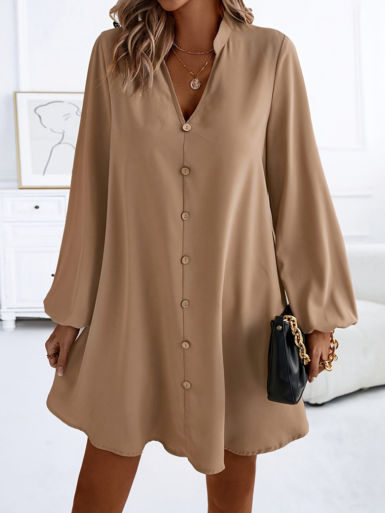 Lilou - Casual long-sleeve buttoned mini dress with V-neck
