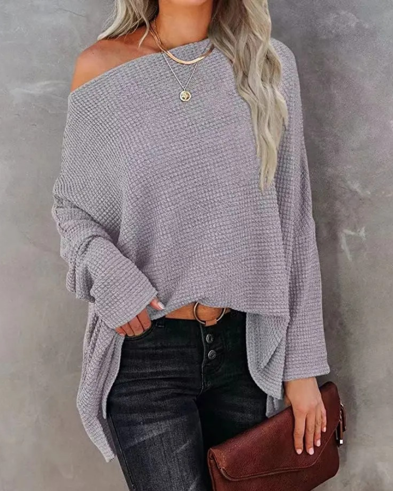 Madalyn - Loose knit off-shoulder jumper