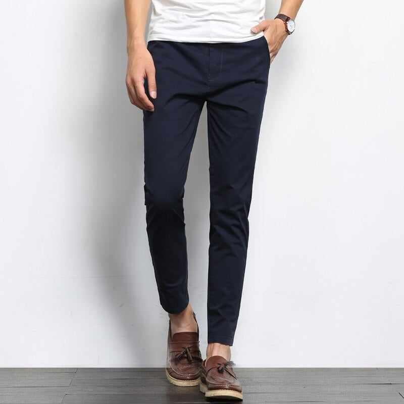 Cillian | Sophisticated Tailored Chinos for Modern Men | Comfortable, Versatile Fit