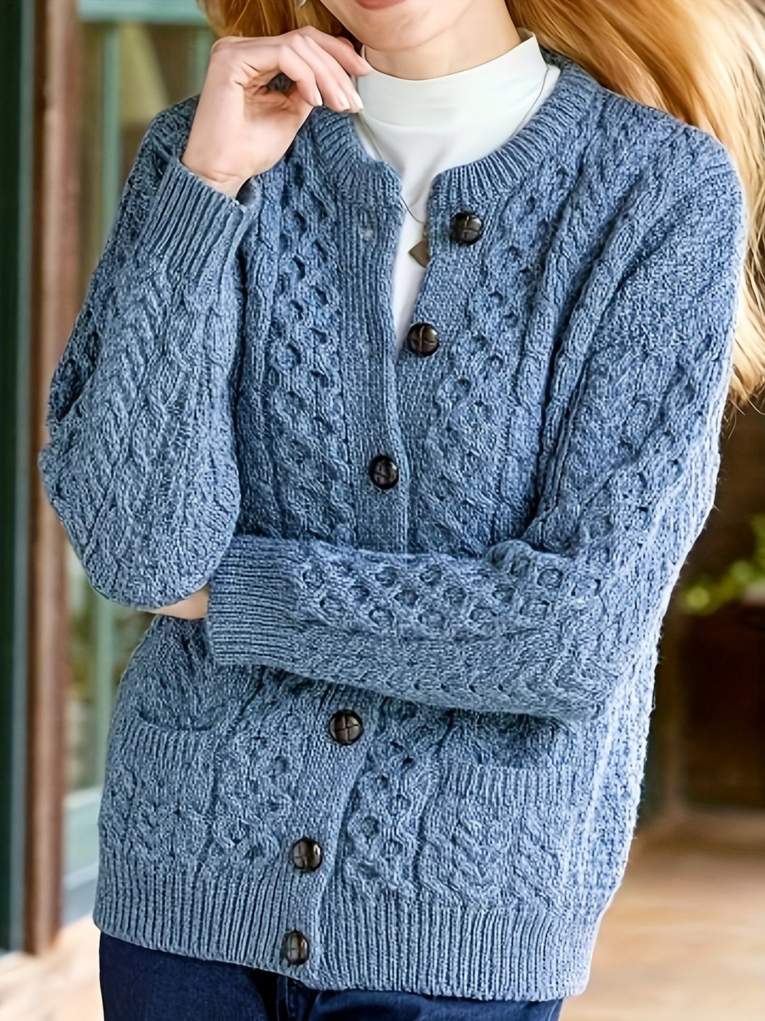 Noora - Elegant stylish cable knitted button cardian