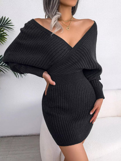 Jennylyn - Elegant Knitted Dress with V-Neck and Long Sleeves