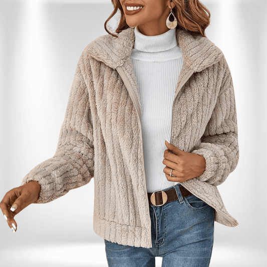 Ciara | Elegant Women's Jacket | Chic Zip Design, Warmth & Versatility