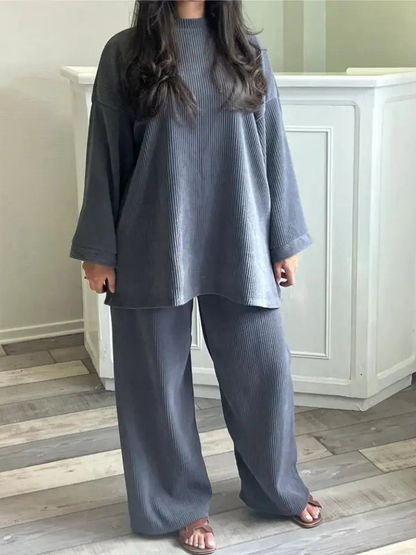 Veyana - Stylish oversize corduroy sweater and pants set