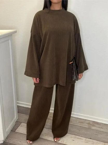 Veyana - Stylish oversize corduroy sweater and pants set