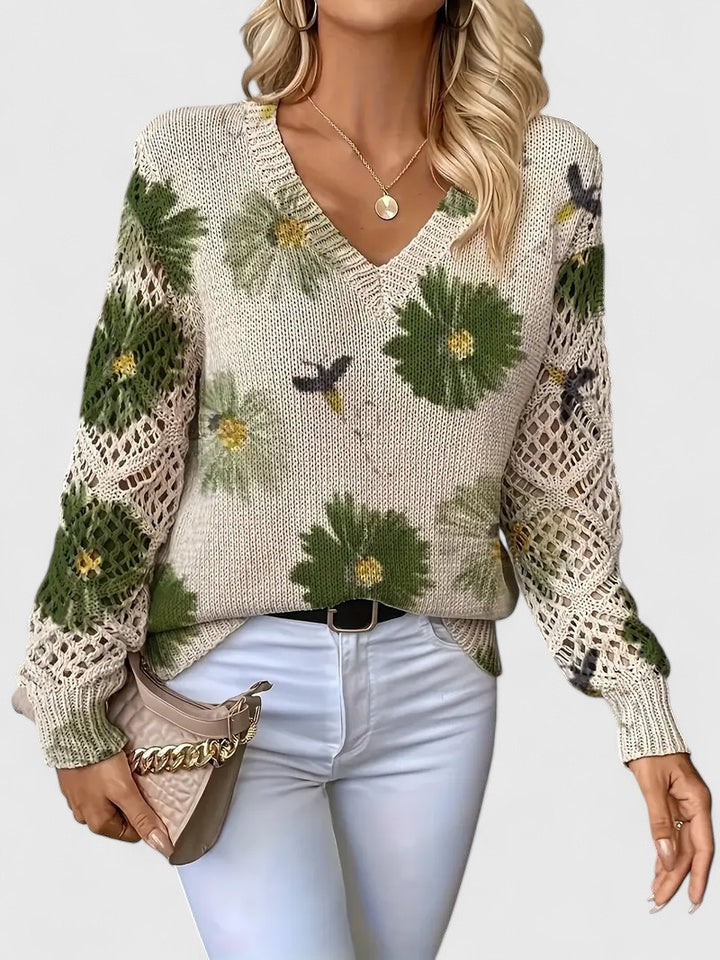 Laryssa - Elegant Sweater with Loose Floral Pattern and V-Neckline
