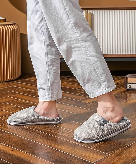 Men's Winter Slip-On Slippers | Cushioned, Warm Lining