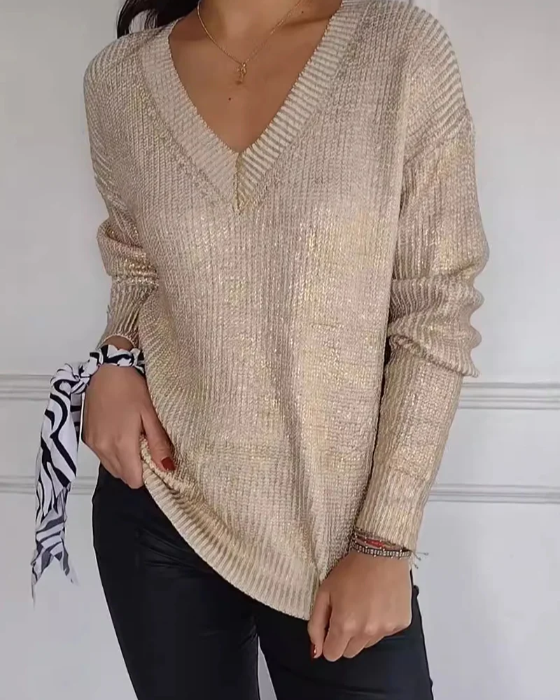 Renesmae - Cozy casual V-neck sweater