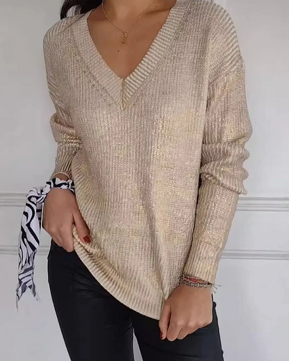 Renesmae - Cozy casual V-neck sweater