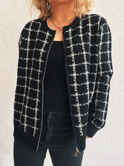 Veronique - Cozy plaid pattern zip-up cardigan