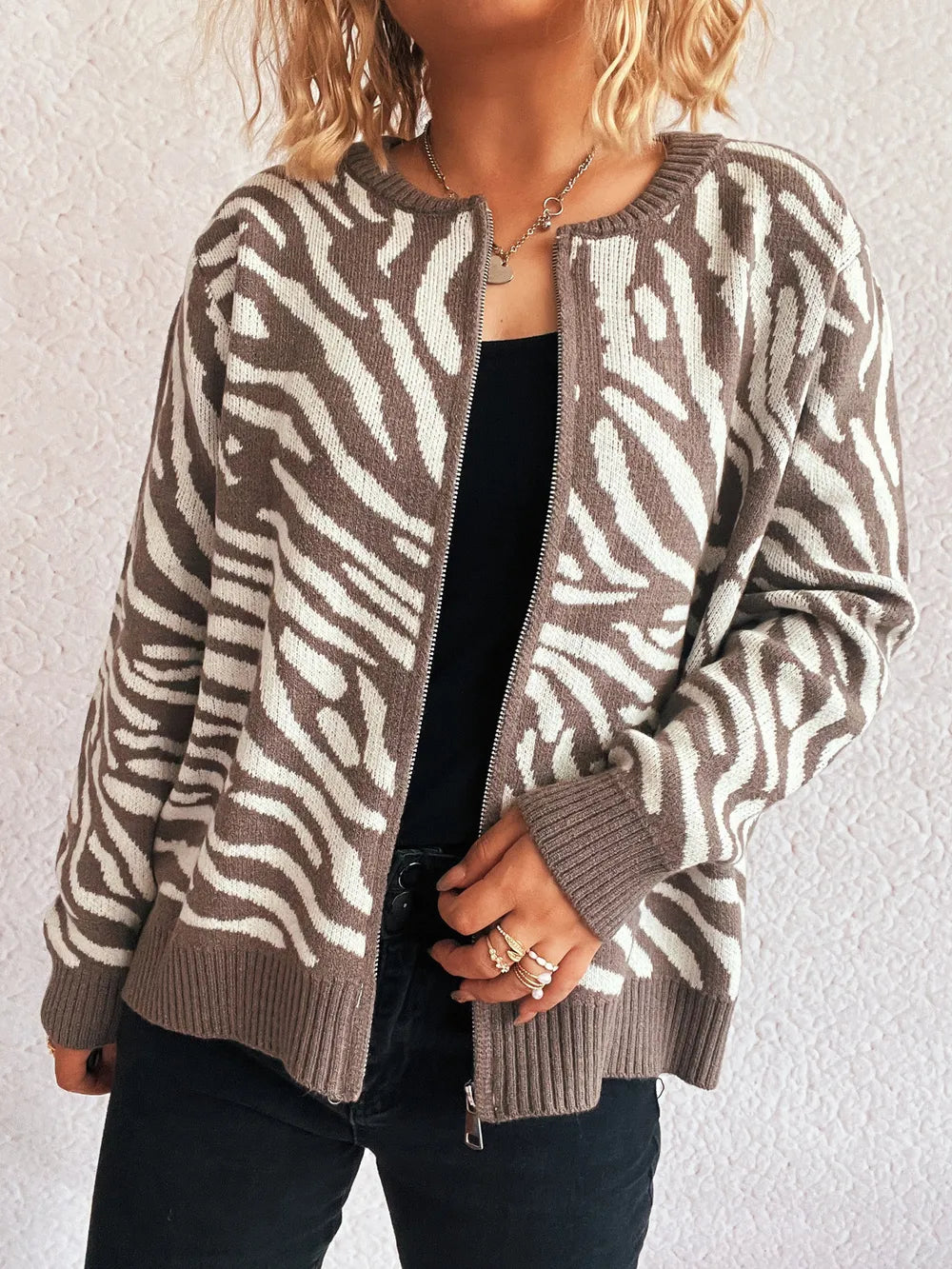 Beatrice - Cozy zebra print zip-up warm cardigan