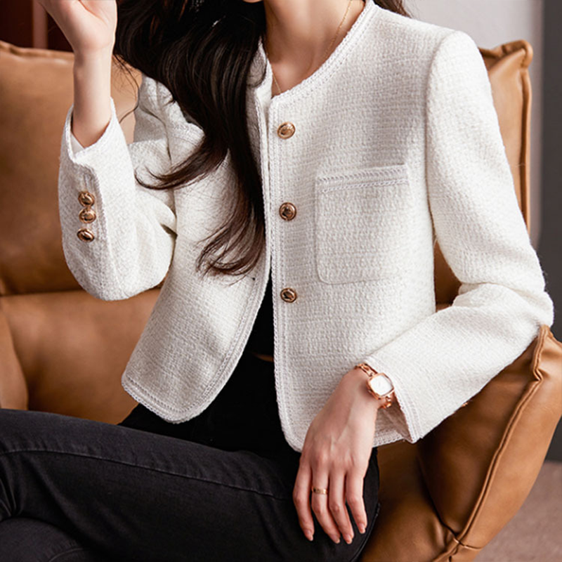 Caitlin | Women's Chic Short Coat | Elegant, Warm, and Versatile Craftsmanship